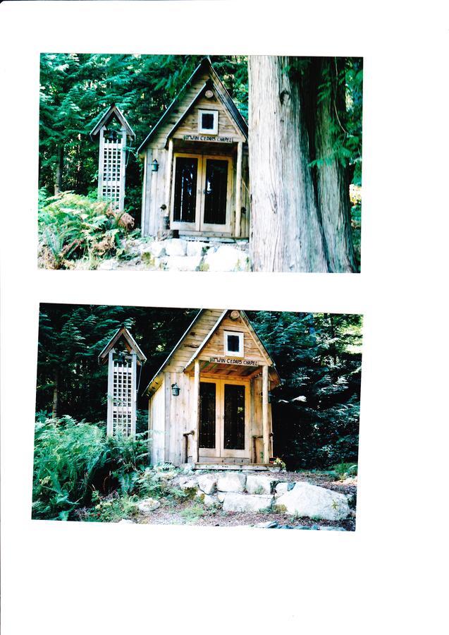 Davis Brook Retreat Panzió Sechelt Kültér fotó
